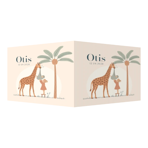 Giraf met grote zus en baby broertje