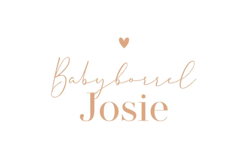 Derde kindje met twee zusjes