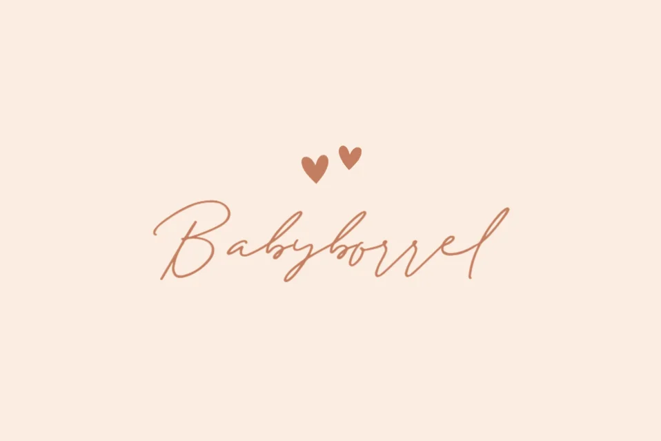 Lijntekening grote zus met baby